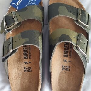 Birkenstock Arizona Green and Sand Camouflage Beach Sandals Women Size 6 NWT